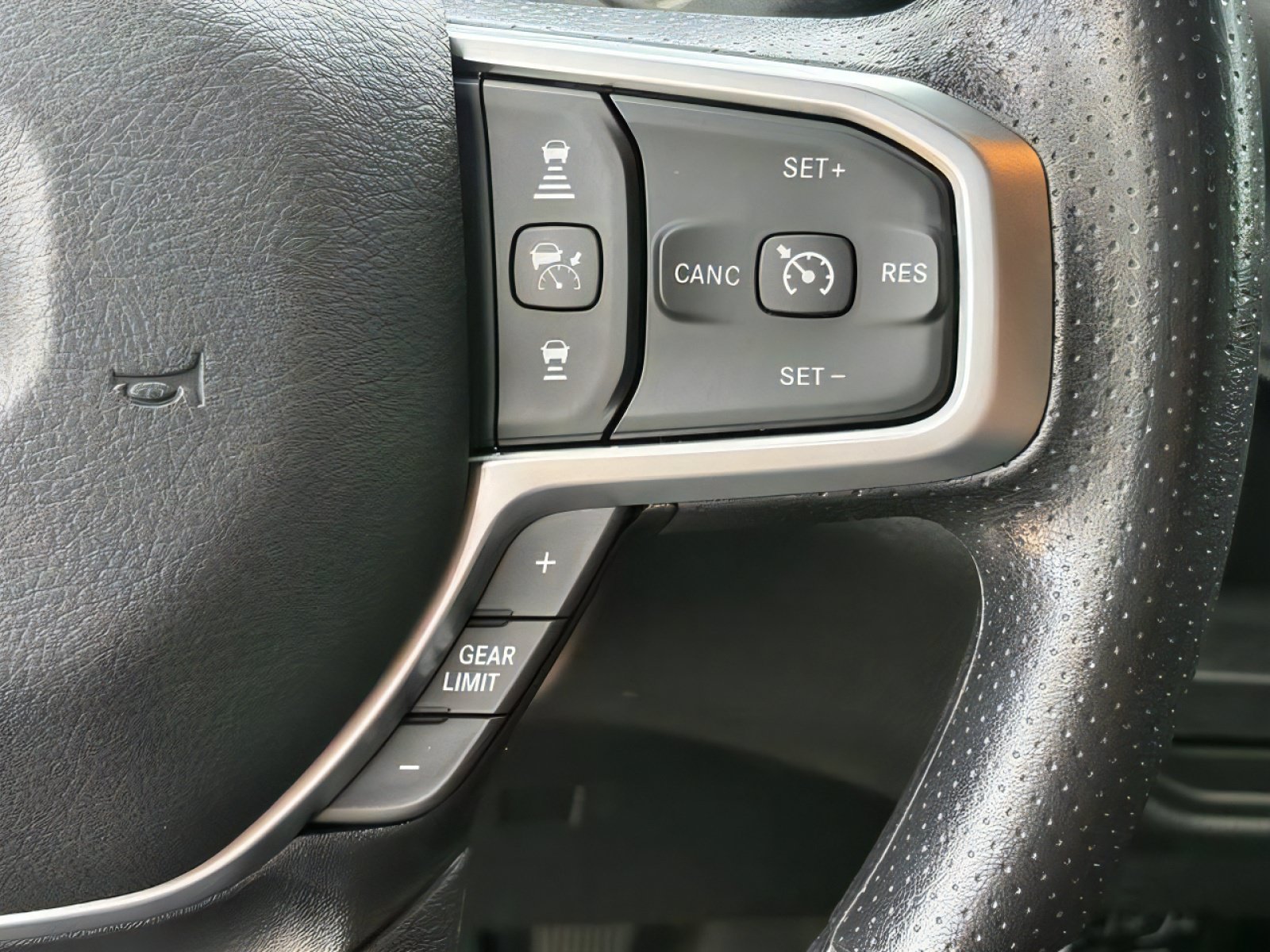 Used 2025 RAM 2500 Tradesman RWD image 13