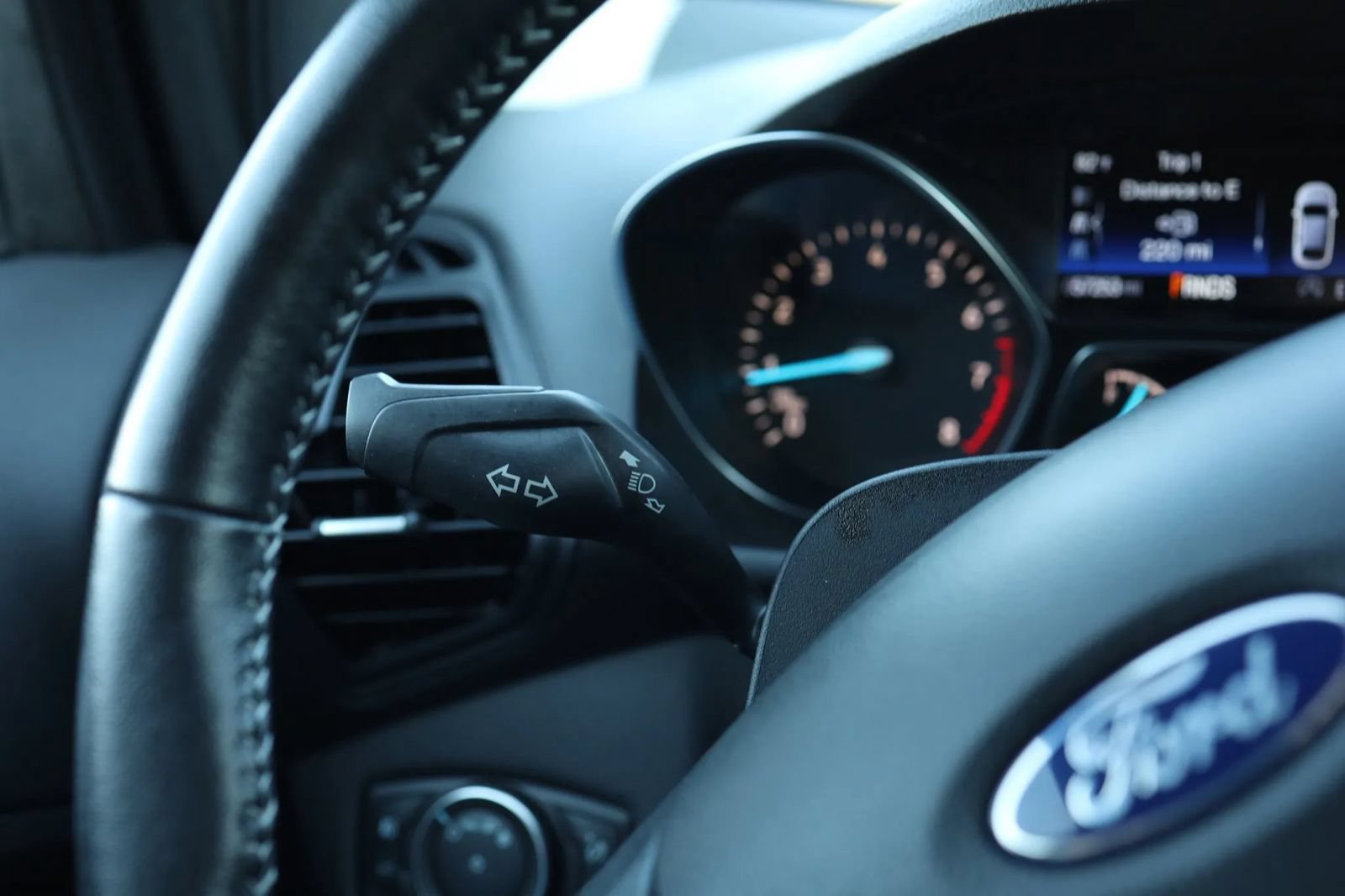 Used 2019 Ford Escape SE AWD/4WD image 16