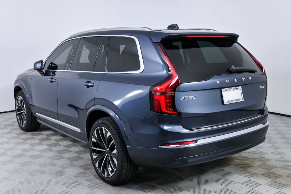 Certified 2026 Volvo XC90 B6 Plus w/ Protection Package Premier AWD/4WD image 4
