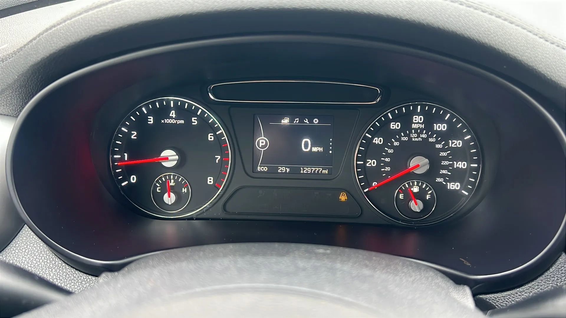 Used 2018 Kia Sorento LX image 12