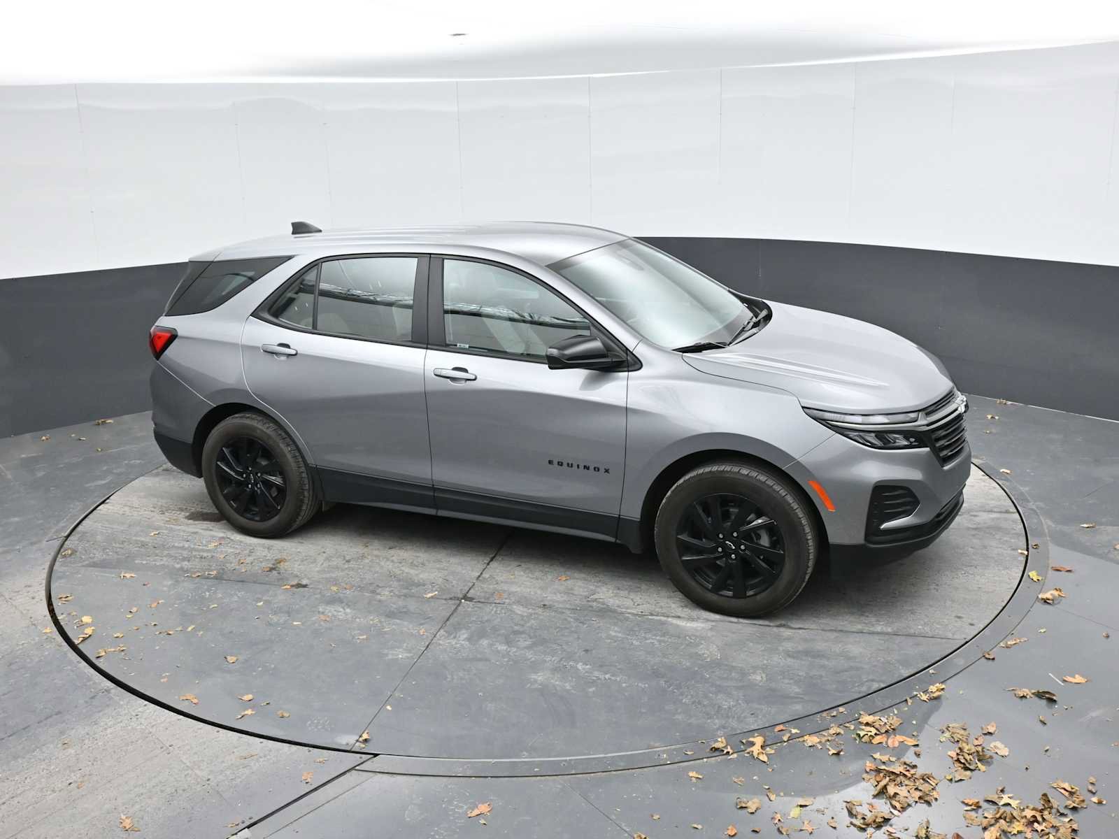 Used 2024 Chevrolet Equinox LS w/ Sport Edition image 29