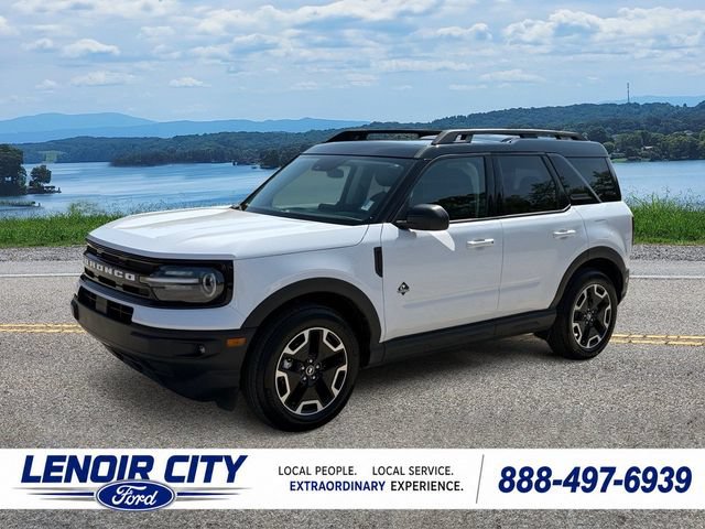 Certified 2022 Ford Bronco Sport Outer Banks w/ Tech Package AWD/4WD image 7