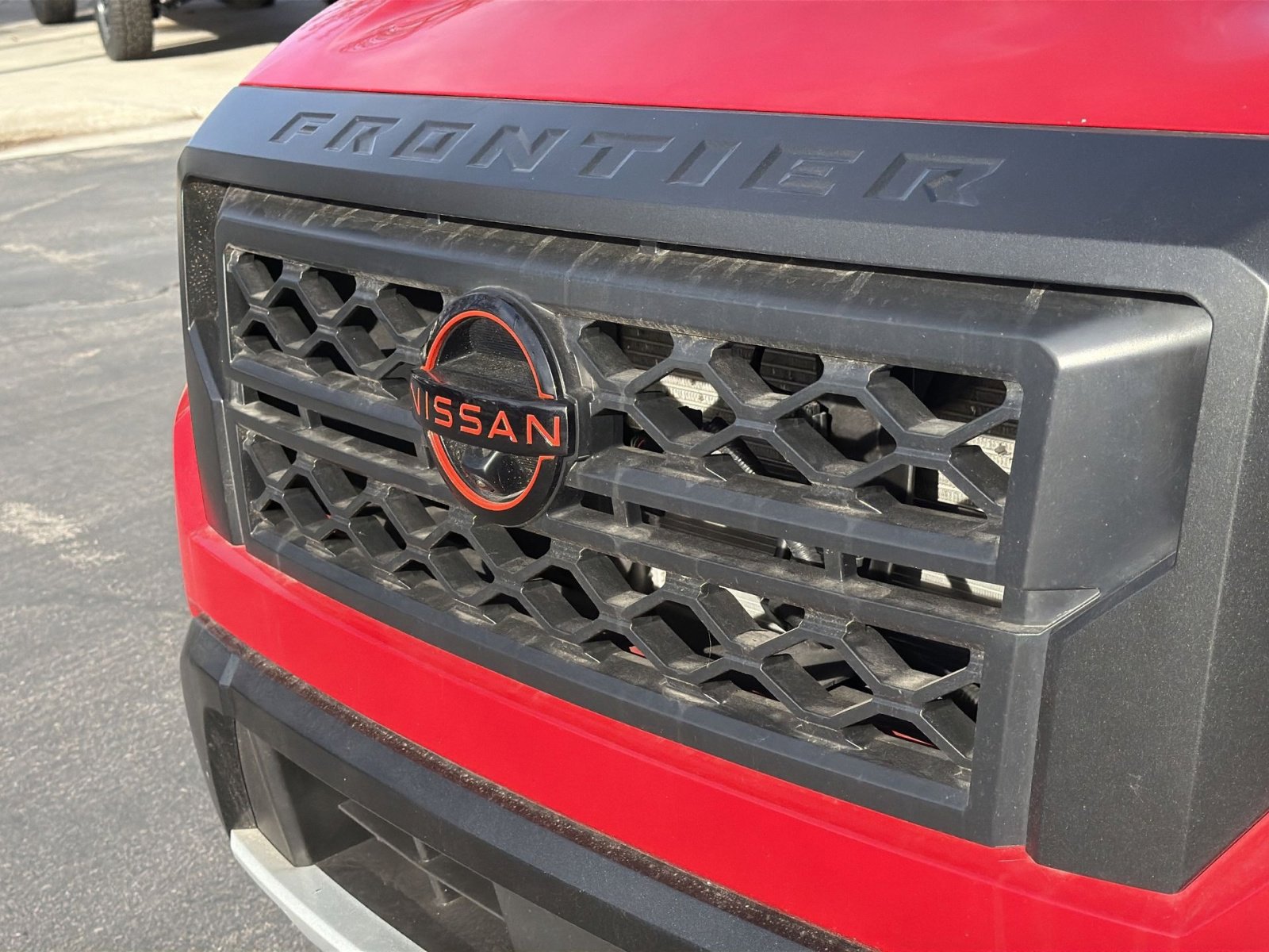 Used 2023 Nissan Frontier PRO-4X w/ Pro Convenience Package image 11