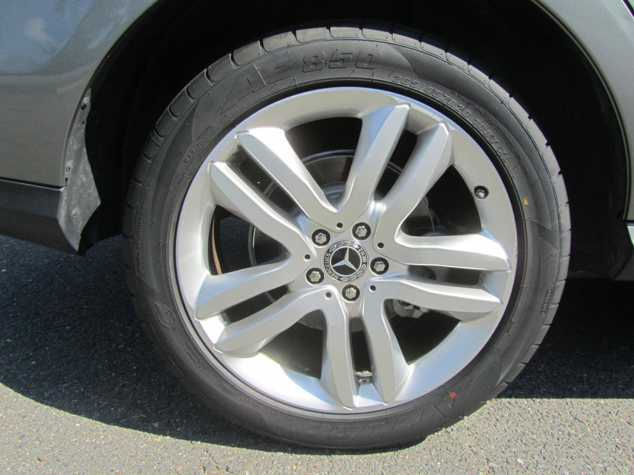 Used 2016 Mercedes-Benz GLE 350 w/ Premium Package image 26