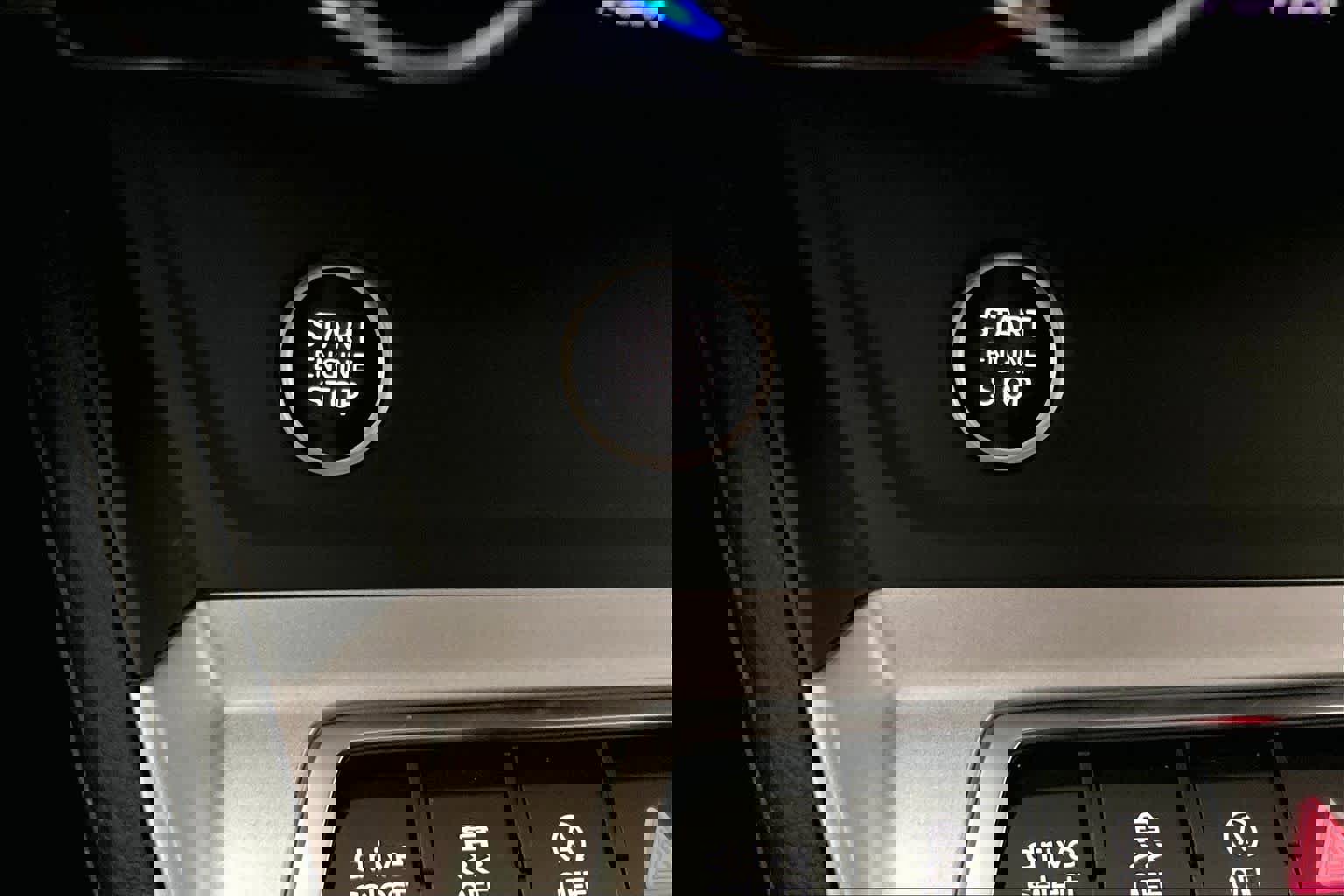 Used 2025 Audi Q3 2.0T Premium image 34