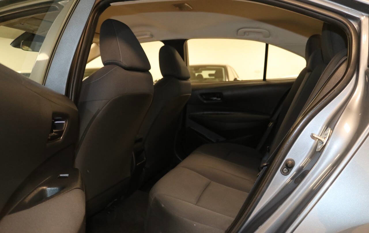 Used 2022 Toyota Corolla LE image 13