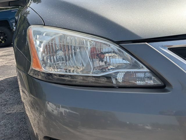 Used 2015 Nissan Sentra SR w/ Navigation Package FWD image 11