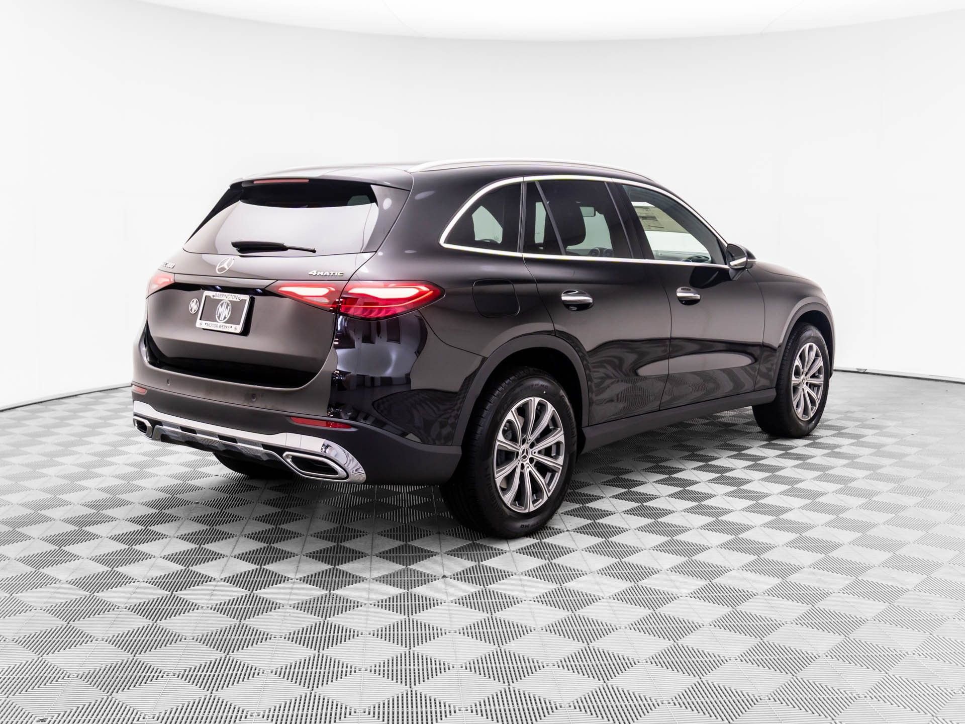 New 2025 Mercedes-Benz GLC 300 4MATIC image 5