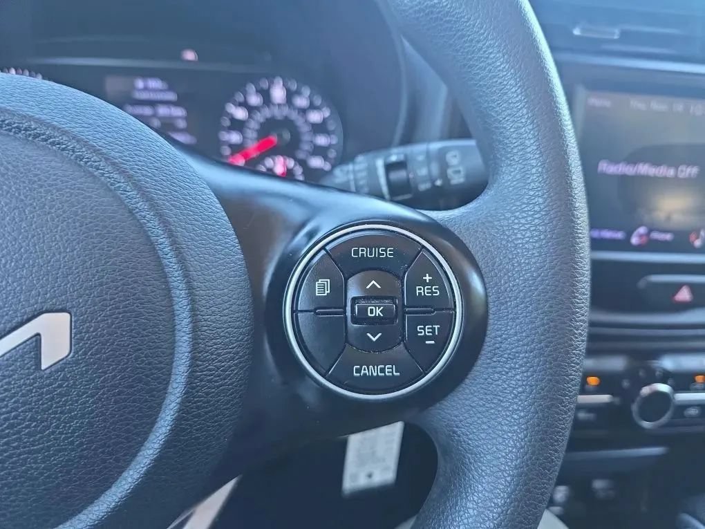 Used 2022 Kia Soul LX w/ Technology Package FWD image 18