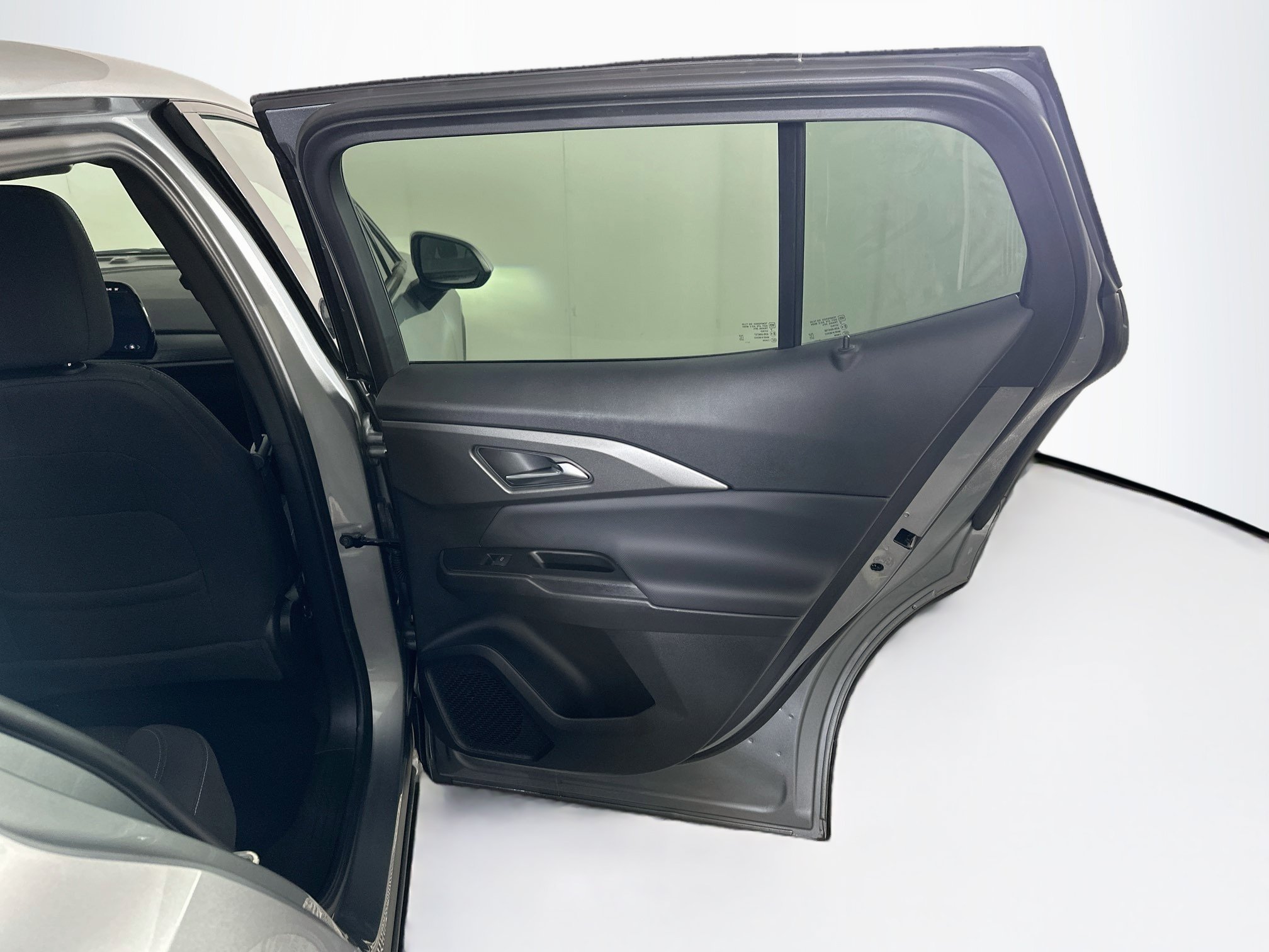 Used 2025 Chevrolet Equinox EV LT FWD image 31