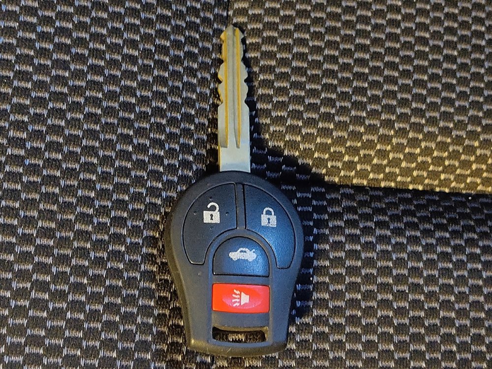 Used 2019 Nissan Versa SV FWD image 32