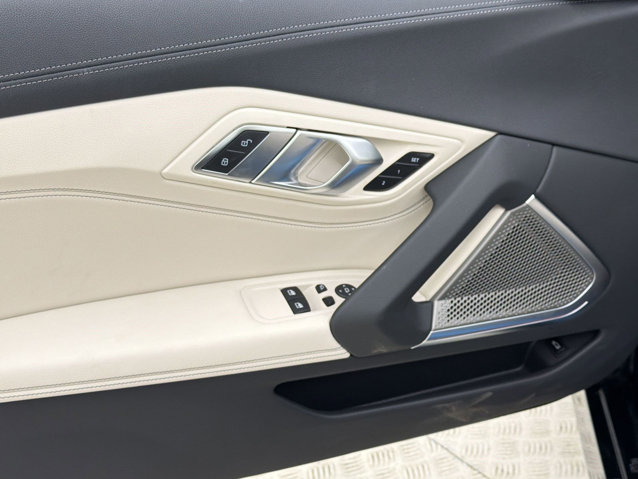 New 2026 BMW Z4 sDrive30i w/ Shadowloine Package image 13