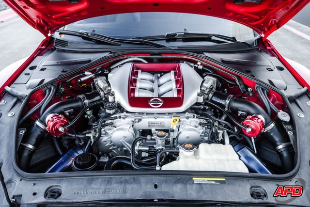 Used 2020 Nissan GT-R Premium w/ Premium Interior Package image 28