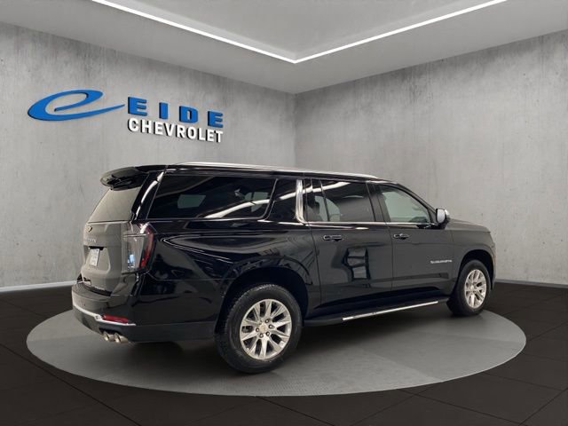 New 2026 Chevrolet Suburban Premier image 7
