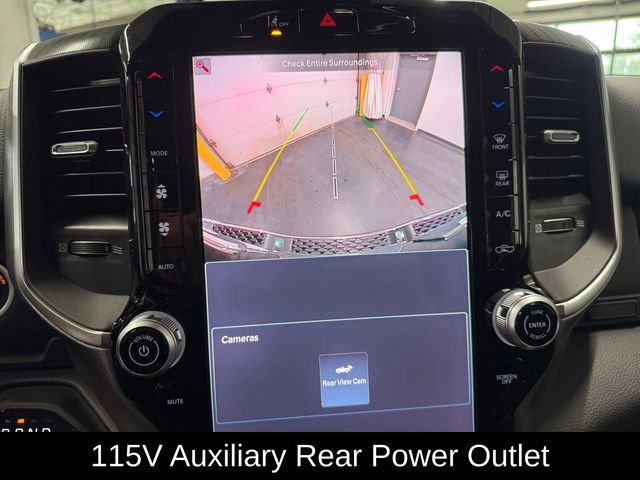 New 2026 RAM 1500 4x4 Crew Cab image 17