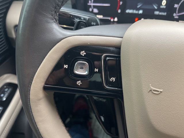 Used 2021 Lincoln Corsair AWD w/ Premium Package image 36