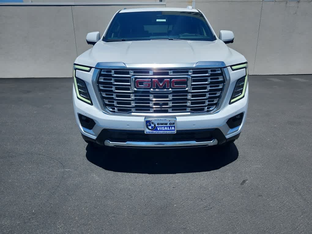 Used 2025 GMC Yukon XL Denali AWD/4WD image 5