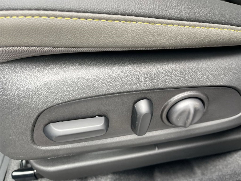 New 2026 Chevrolet Trax ACTIV w/ Sunroof Package image 12