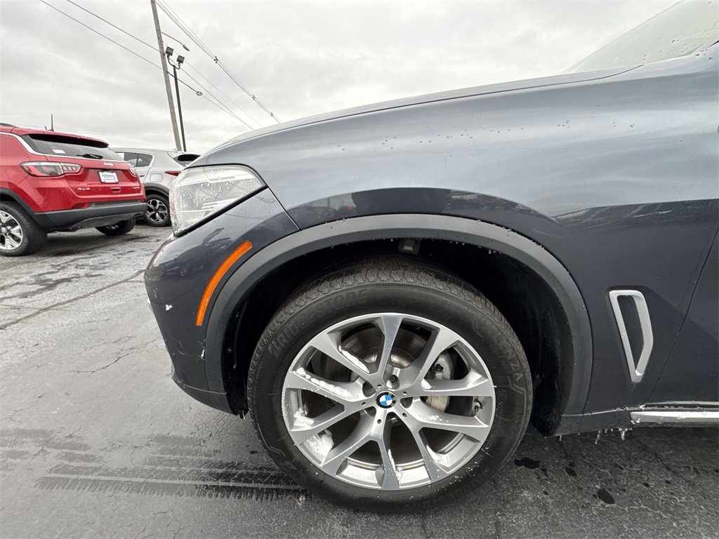 Used 2019 BMW X5 xDrive40i w/ Premium Package 2 image 10