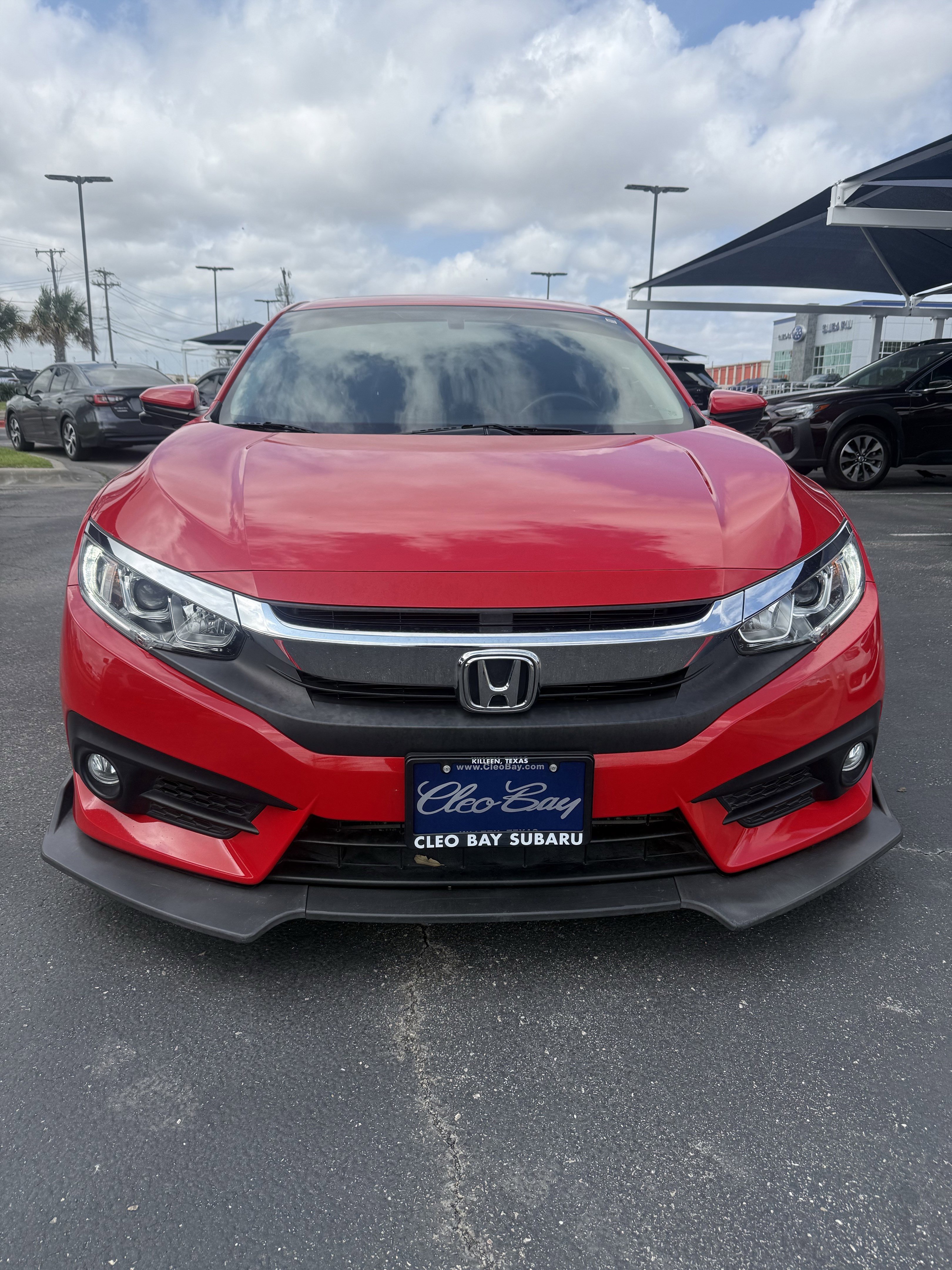 Used 2018 Honda Civic EX-T image 2
