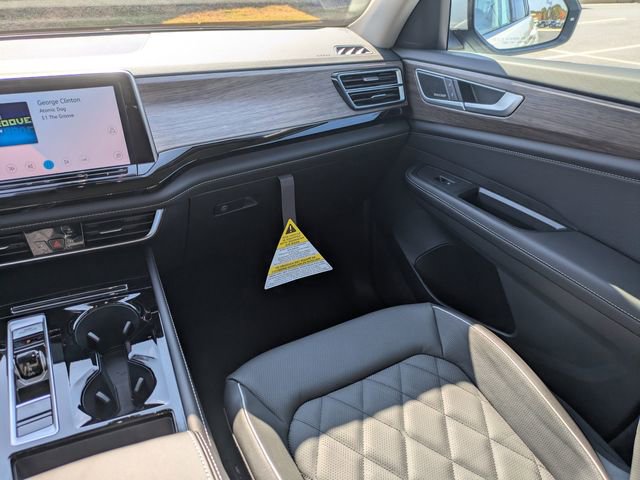 New 2026 Volkswagen Atlas SEL Premium R-Line image 18