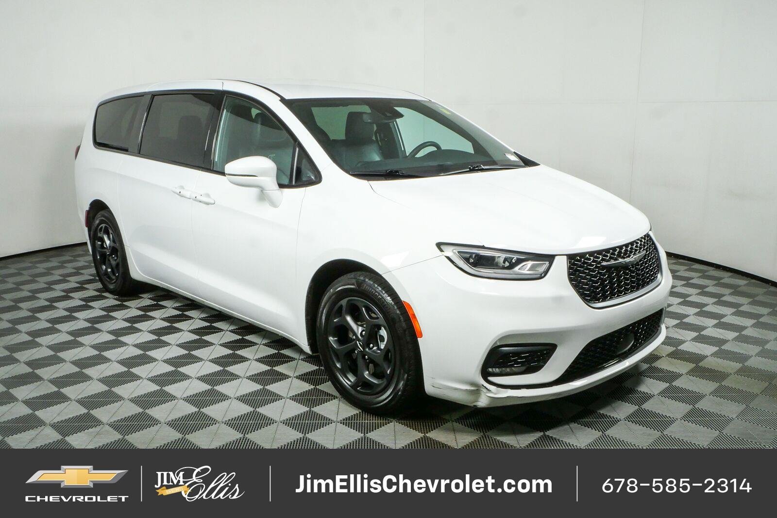 Used 2022 Chrysler Pacifica Touring-L w/ S Appearance Package FWD image 1