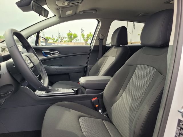 New 2026 Kia Sportage LX FWD image 8
