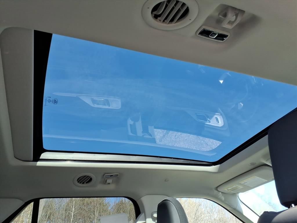 New 2026 Ford Explorer Active image 13