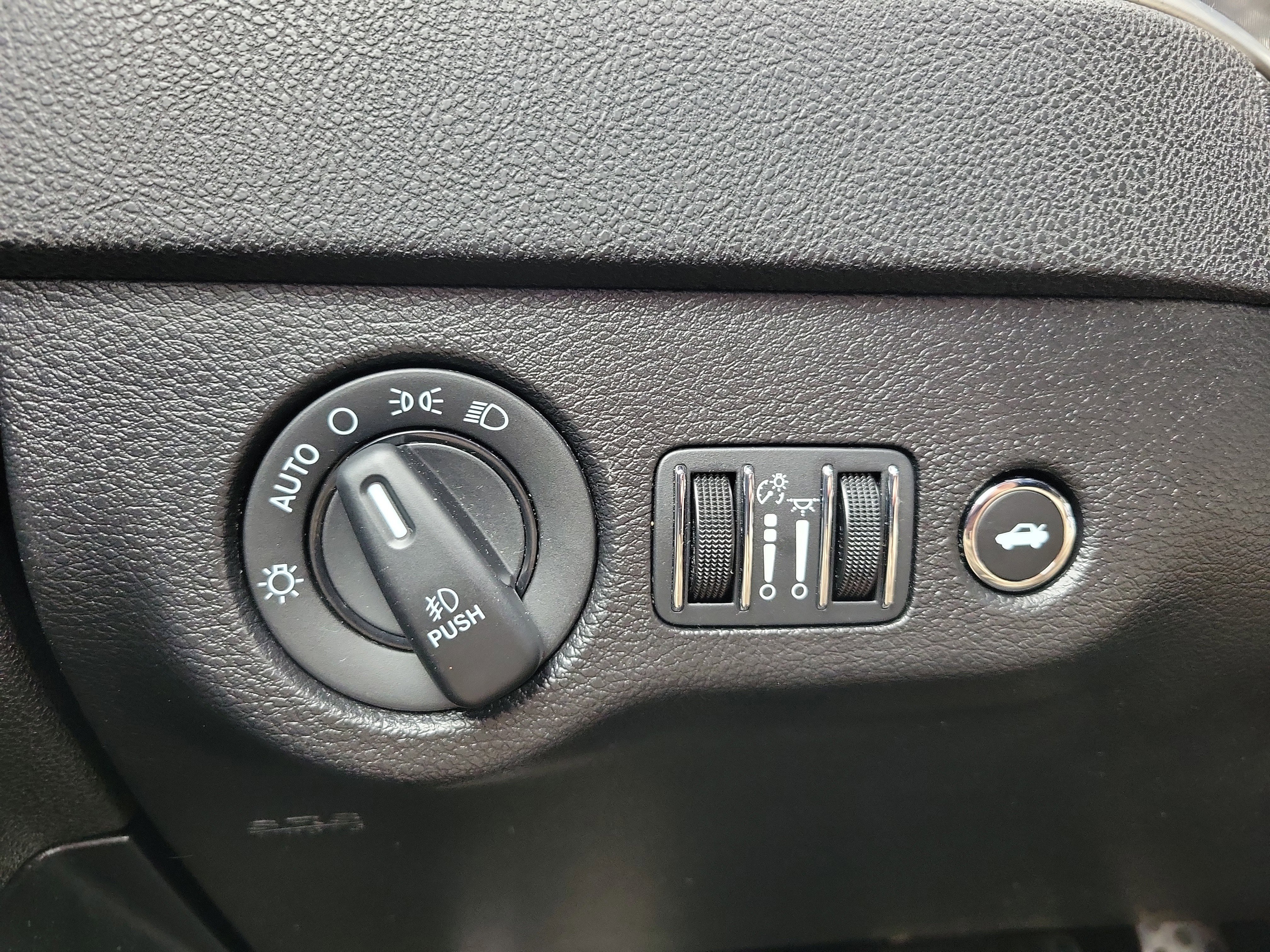 Used 2022 Dodge Charger R/T image 22