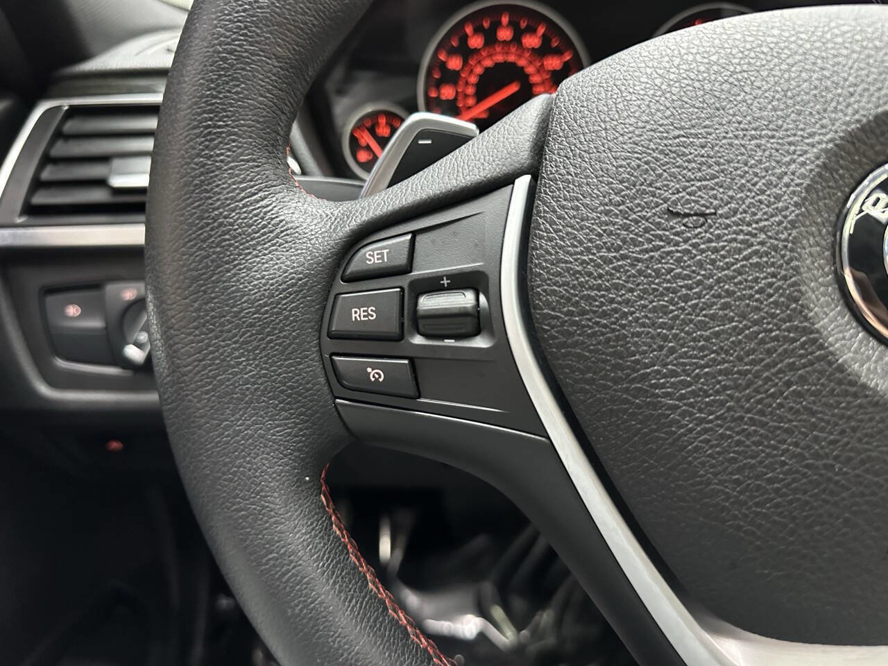 Used 2018 BMW 330i xDrive 330i xDrive AWD 4dr Sedan w/ Convenience Package image 21