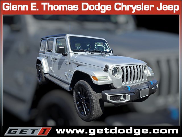 Certified 2023 Jeep Wrangler Unlimited Sahara AWD/4WD image 1