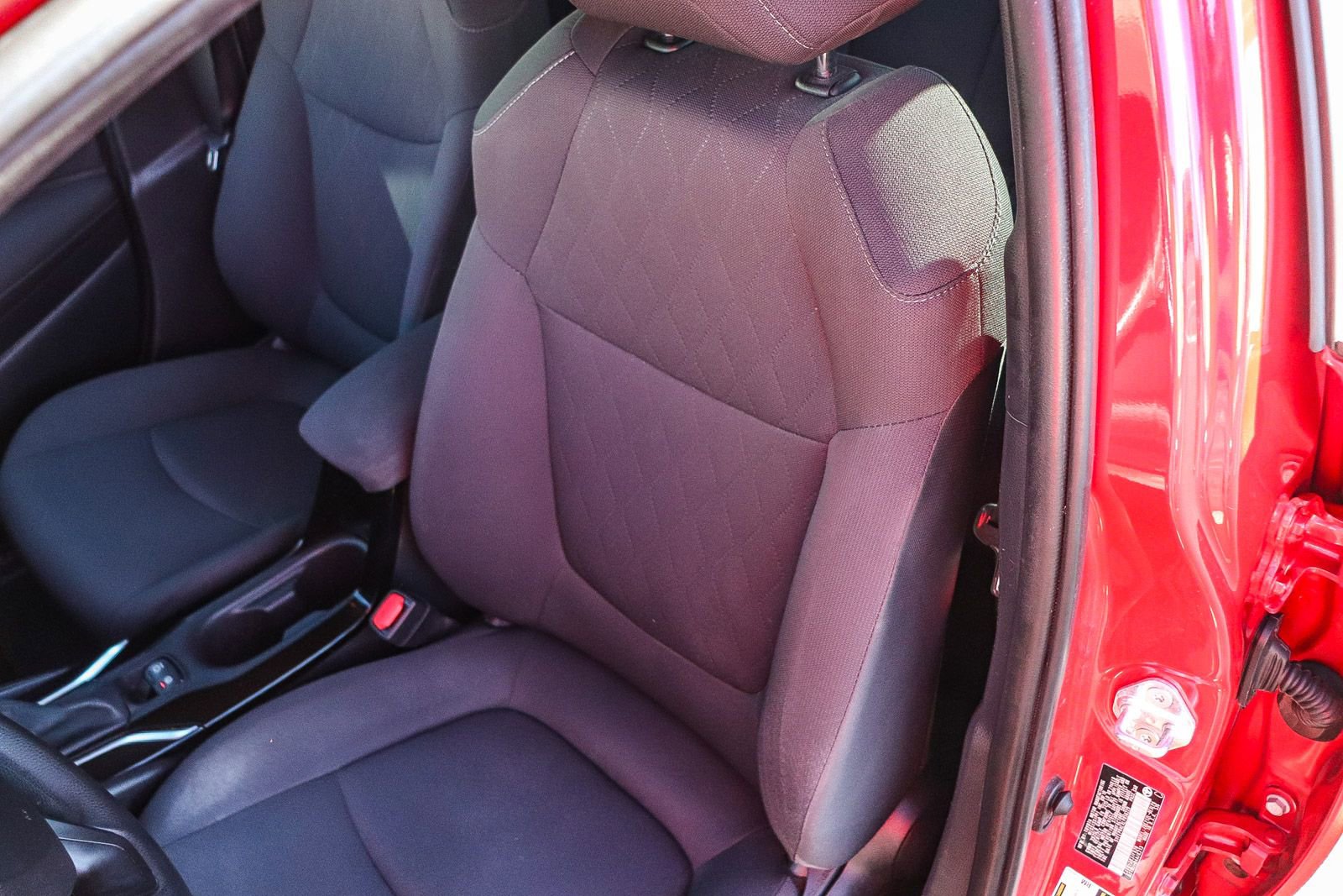 Certified 2020 Toyota Corolla LE image 31