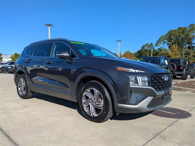 Used 2023 Hyundai Santa Fe SEL image 2