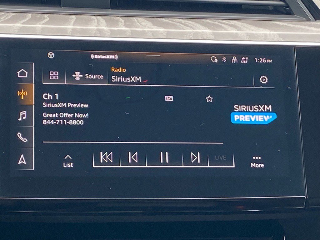 Used 2022 Audi e-tron Premium image 10