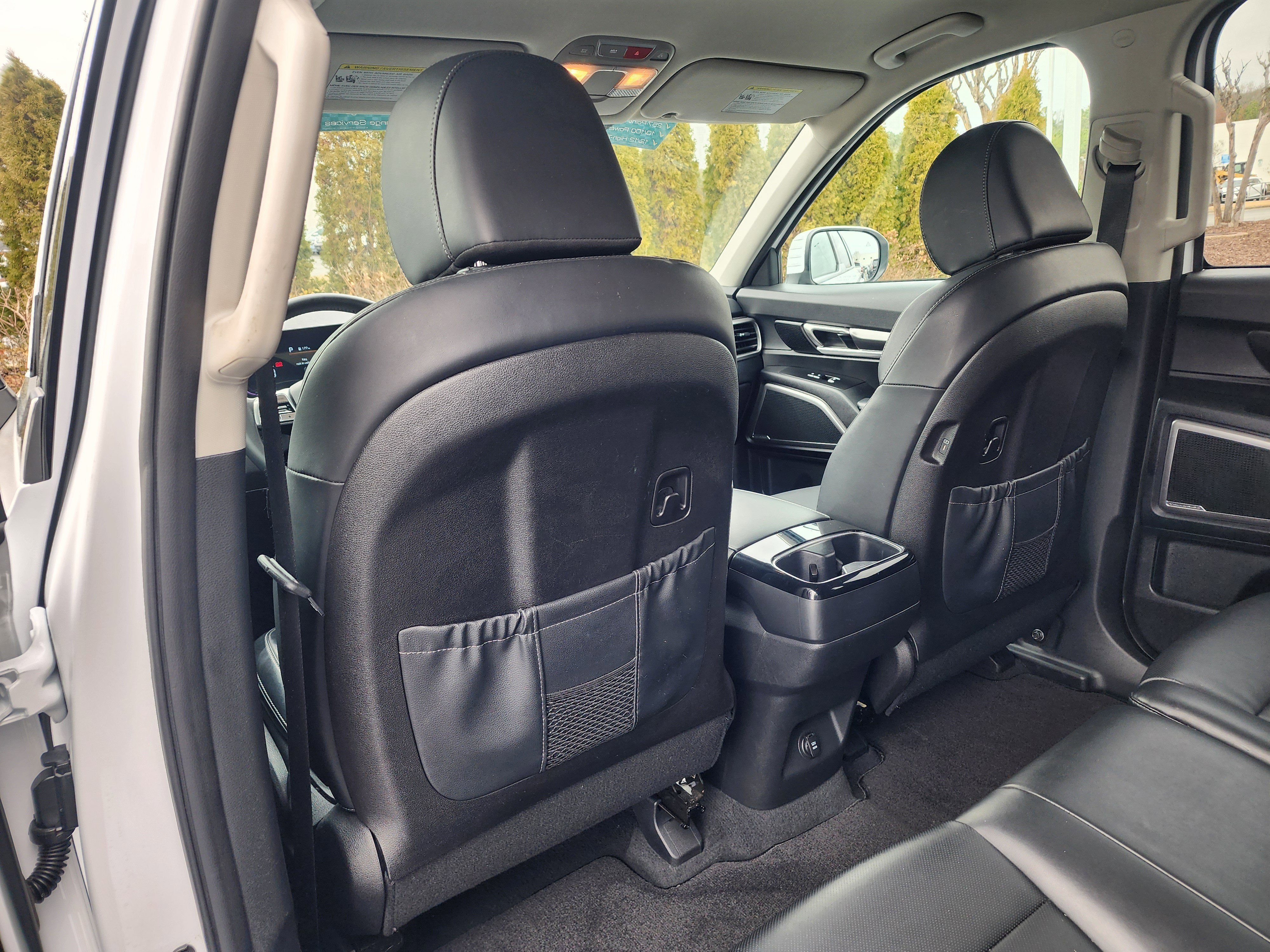 Used 2024 Kia Telluride LX image 13