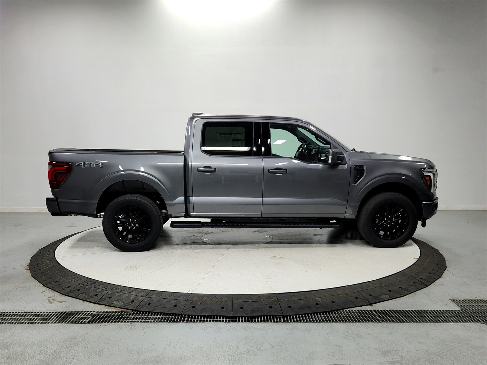 New 2025 Ford F150 Lariat w/ Equipment Group 502A High image 10