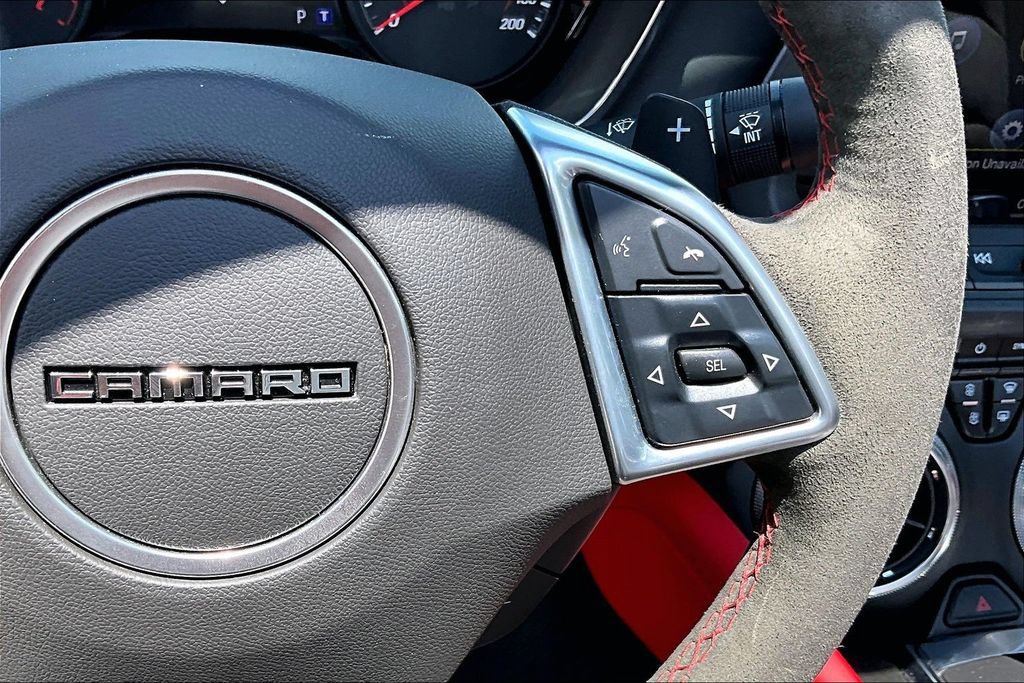 Used 2022 Chevrolet Camaro ZL1 RWD image 26