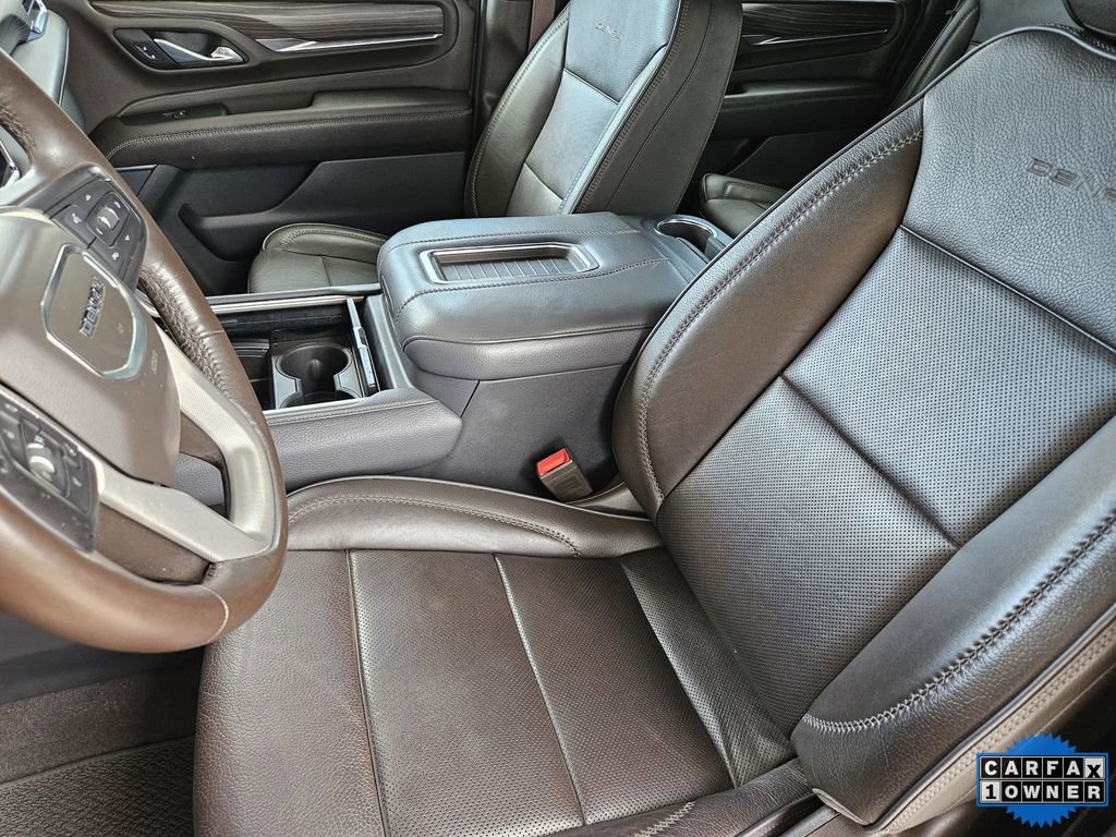 Used 2021 GMC Yukon XL Denali w/ Denali Premium Package image 12