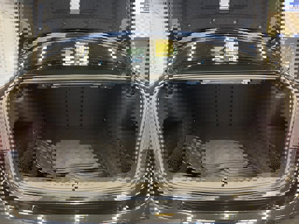 Used 2020 BMW 330i xDrive Sedan w/ Premium Package image 31