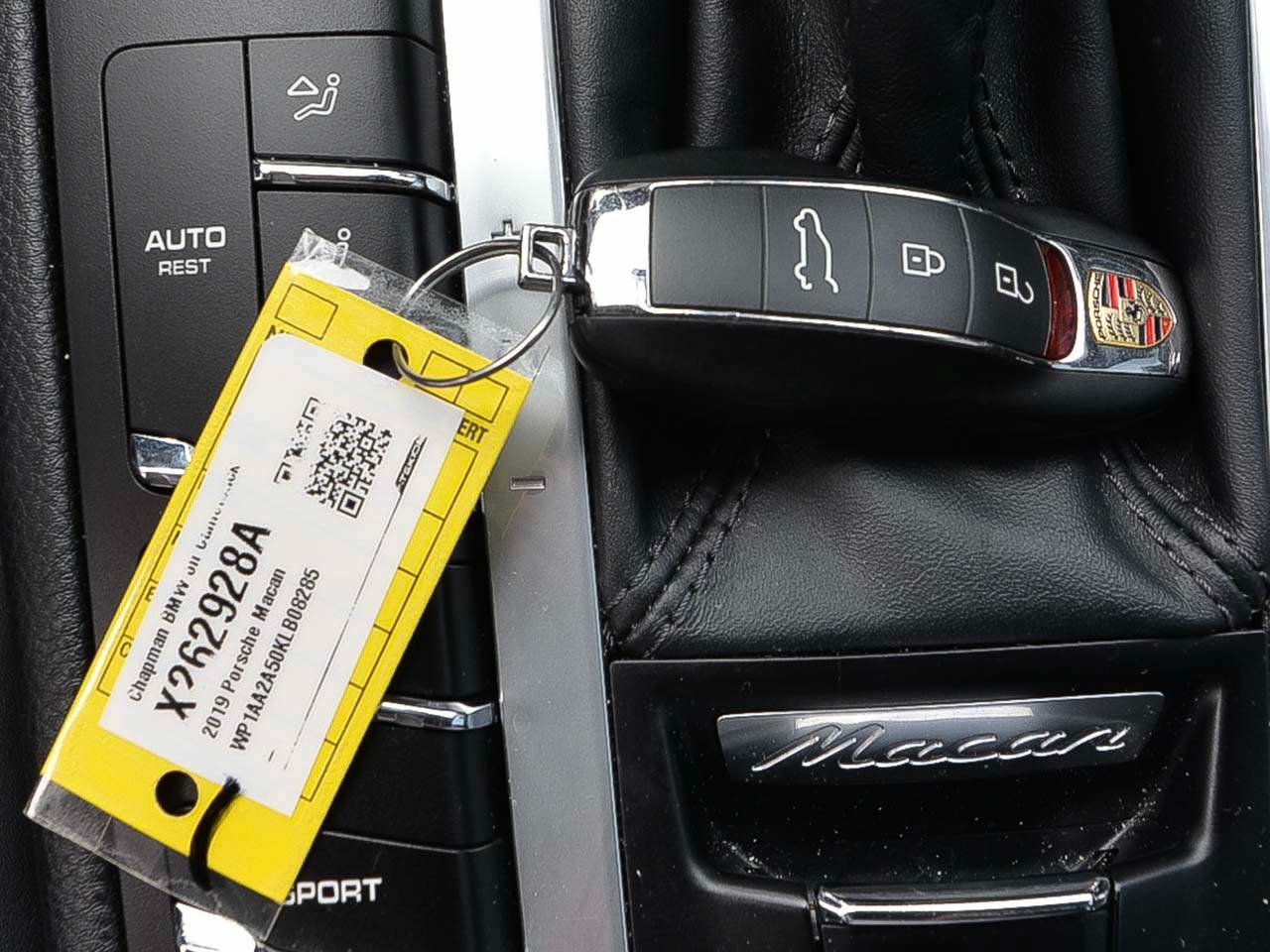 Used 2019 Porsche Macan AWD/4WD image 18