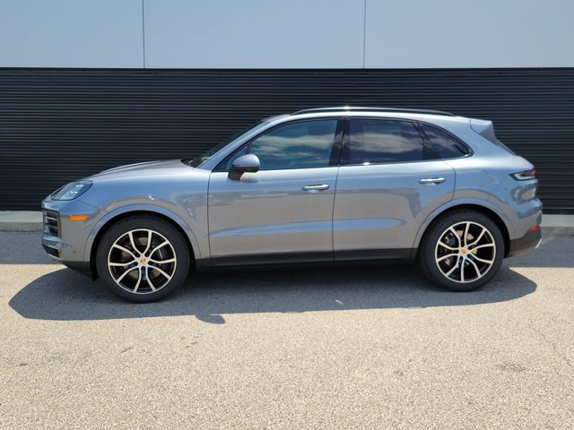 New 2026 Porsche Cayenne AWD/4WD image 2