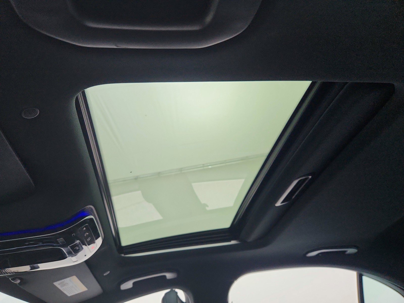 Certified 2025 Mercedes-Benz C 300 Sedan w/ Advanced USB Package image 33