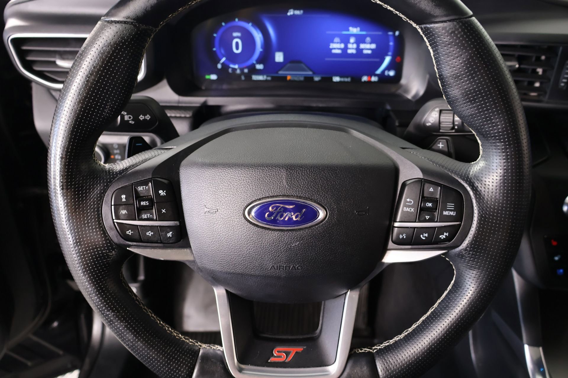 Used 2020 Ford Explorer ST w/ ST Street Pack image 3