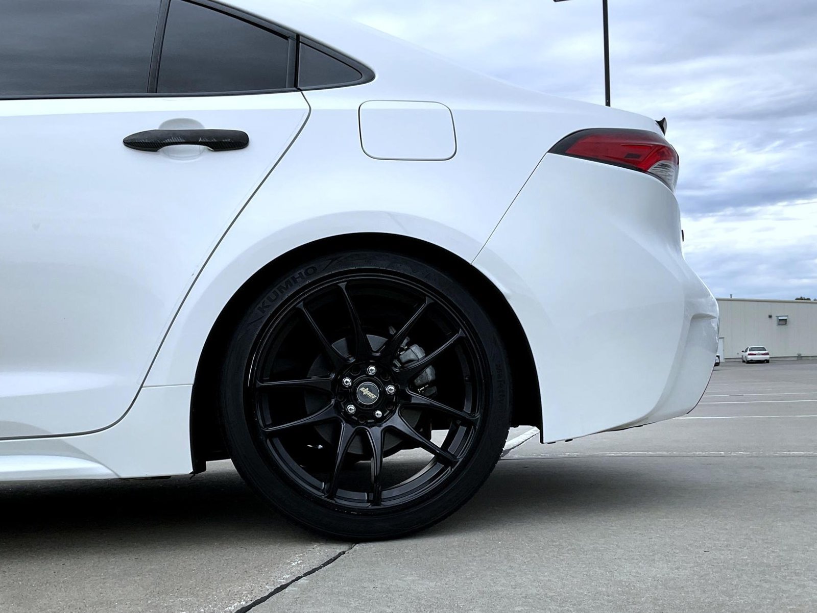 Used 2021 Toyota Corolla LE FWD image 23