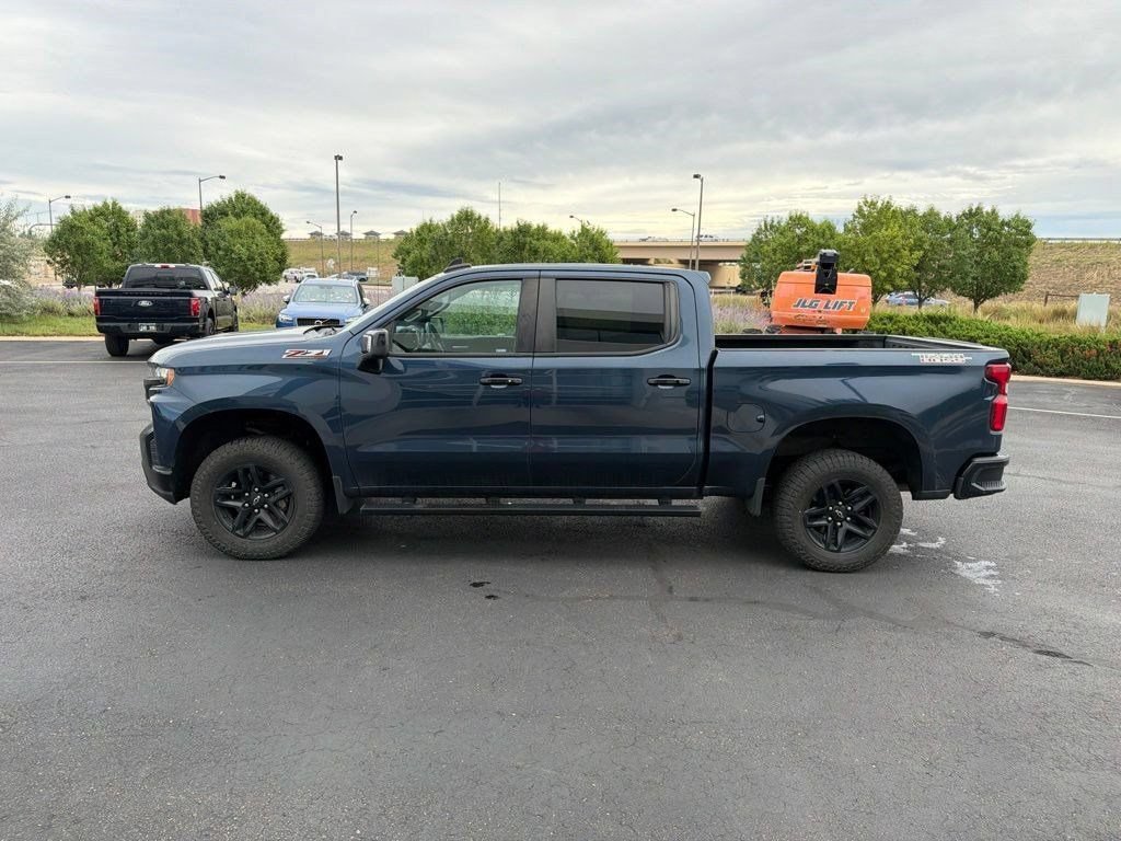 Used 2020 Chevrolet Silverado 1500 LT Trail Boss AWD/4WD image 2