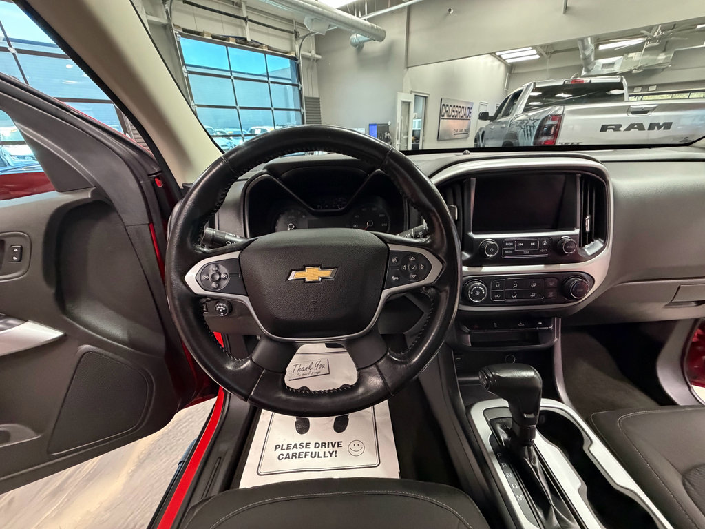 Used 2016 Chevrolet Colorado LT w/ LT Convenience Package RWD image 11