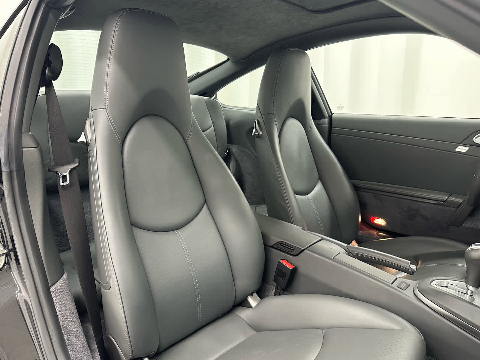Used 2006 Porsche 911 Carrera S RWD image 17