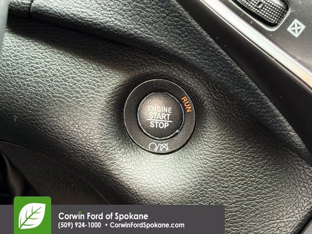 Used 2019 Jeep Cherokee Latitude Plus FWD image 30