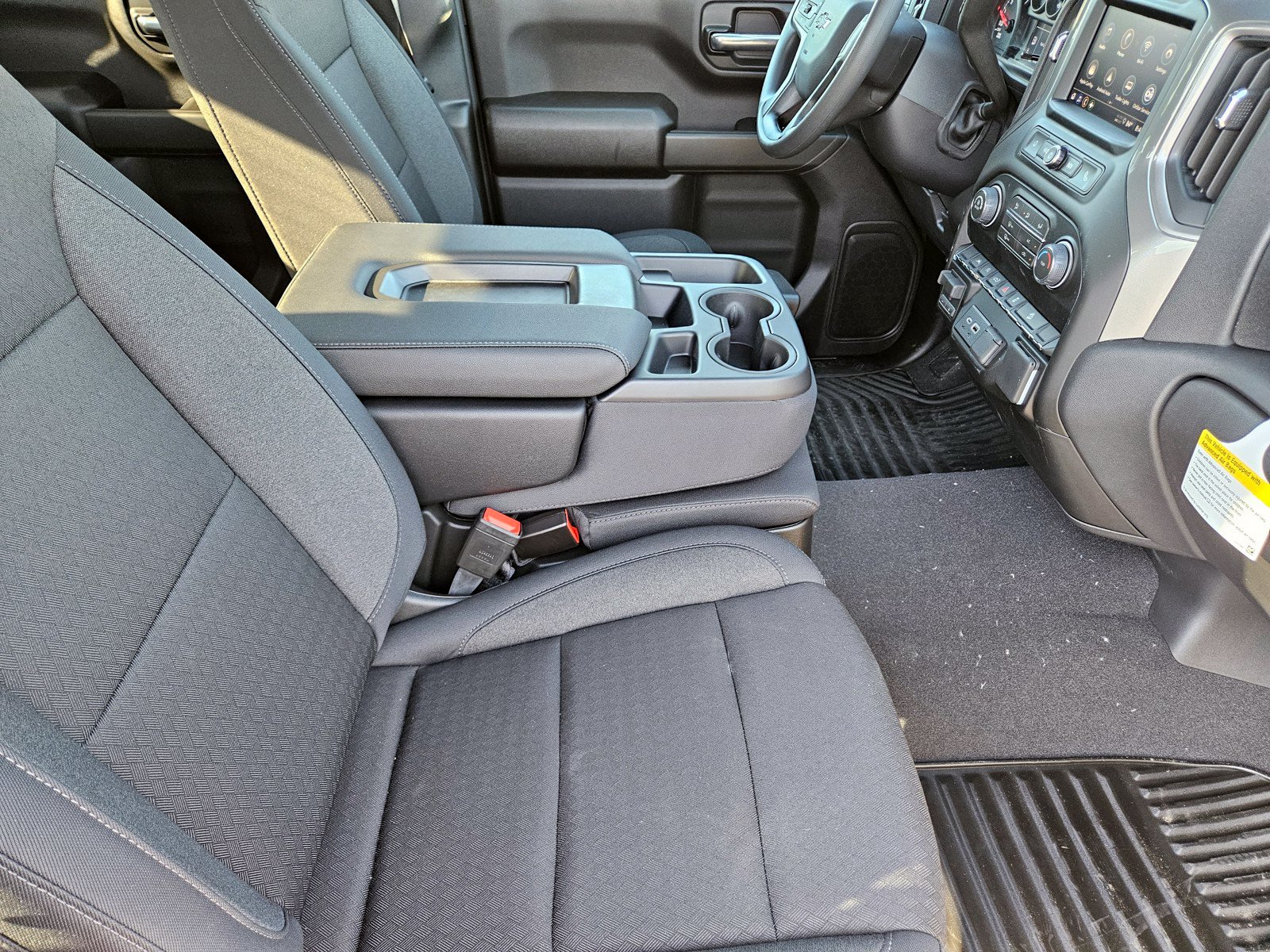 New 2026 Chevrolet Silverado 1500 Custom Trail Boss w/ LPO, Dark Essentials Package AWD/4WD image 11