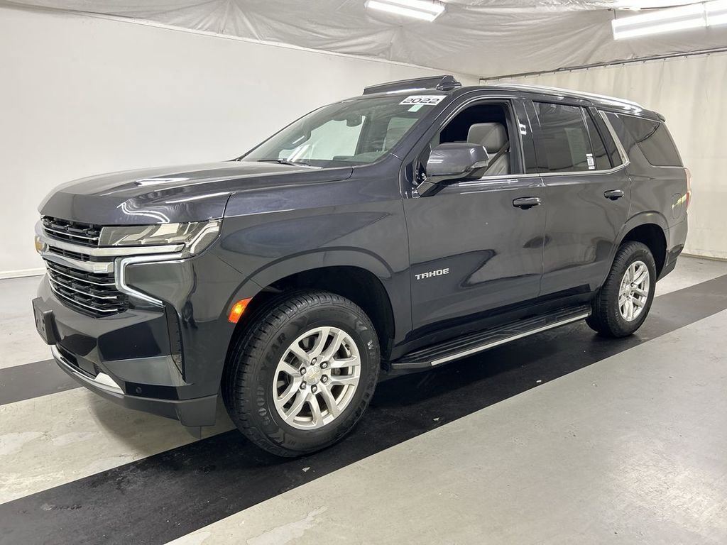 Certified 2022 Chevrolet Tahoe LT w/ Luxury Package AWD/4WD image 5